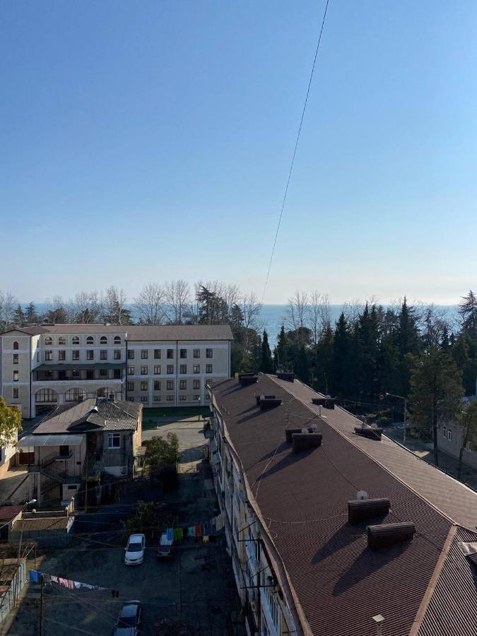 Chasha Polnaya Apartment Sukhumi Exterior photo